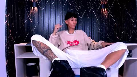 Snapshot of daniel_delux_ chatting on October 2025 04:35:02 AM Daniel Delux online show from October 2025 04:35:02 AM