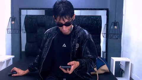 Snapshot of daniel_delux_ chatting on October 2025 12:19:02 PM Daniel Delux online show from October 2025 12:19:02 PM