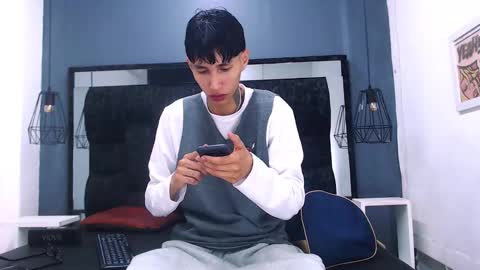 Snapshot of daniel_delux_ chatting on October 2025 11:01:01 AM Daniel Delux online show from October 2025 11:01:01 AM