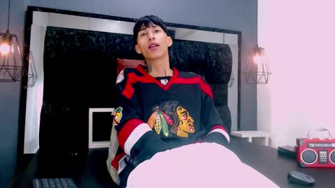 Snapshot of daniel_delux_ chatting on December 2025 11:08:02 AM Daniel Delux online show from December 2025 11:08:02 AM