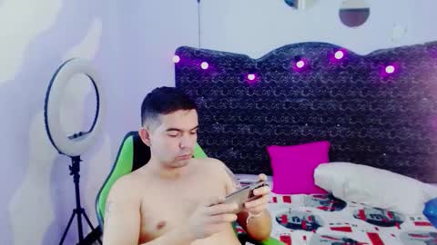 Daniel y olivia online show from November 2025 08:03:02 AM