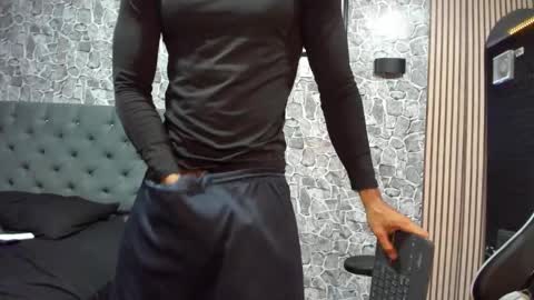 Snapshot of daniel_leconte chatting on October 2025 06:04:02 AM daniel_leconte online show from October 2025 06:04:02 AM