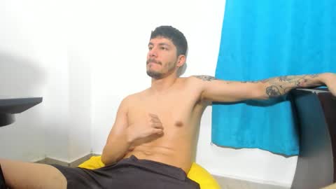 Snapshot of daniel_sexy77 chatting on March 2026 01:45:02 AM Daniel sexy77 online show from March 2026 01:45:02 AM
