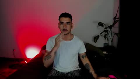 Snapshot of daniel_vianchi chatting on December 2025 09:20:01 PM Dani online show from December 2025 09:20:01 PM