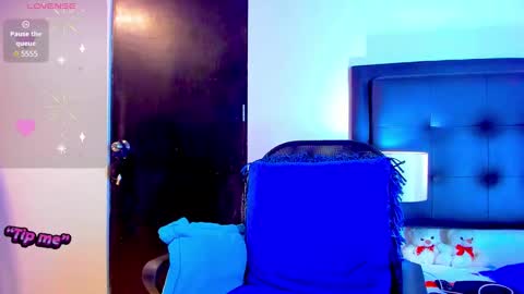 daniela online show from January 2025 08:49:01 PM