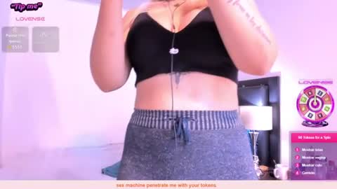 Snapshot of daniela_beauty chatting on July 2026 07:50:01 PM daniela online show from July 2026 07:50:01 PM