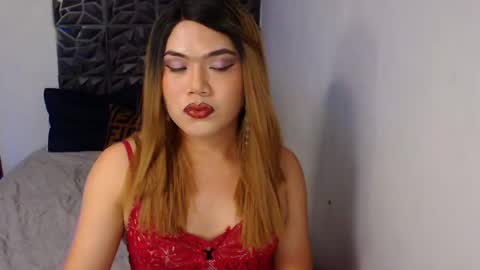 Snapshot of daniela_deusa chatting on December 2024 07:54:01 PM Elodie online show from December 2024 07:54:01 PM