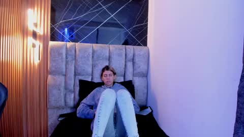 Snapshot of daniela_dl chatting on March 2025 03:12:02 PM Daniela online show from March 2025 03:12:02 PM