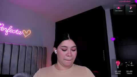 dani h0rx online show from February 2025 02:40:01 AM