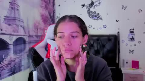 Snapshot of daniela_rivasth chatting on September 2025 01:11:01 PM danielarivasth online show from September 2025 01:11:01 PM