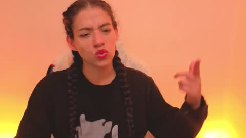 Snapshot of daniela_rivasthl chatting on March 2026 05:46:01 AM daniela_rivasthl online show from March 2026 05:46:01 AM