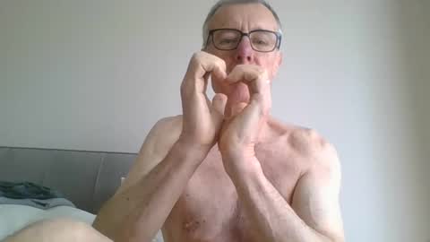 danielcoxone online show from May 2026 08:42:01 AM