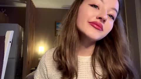 Alina online show from December 2025 12:36:01 PM