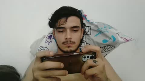 Snapshot of danielhot17 chatting on January 2025 08:43:01 PM DANIEL online show from January 2025 08:43:01 PM