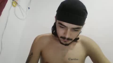 Snapshot of danielhot17 chatting on September 2025 05:18:01 AM DANIEL online show from September 2025 05:18:01 AM