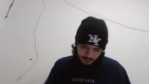 Snapshot of danielhot17 chatting on March 2026 03:33:01 AM DANIEL online show from March 2026 03:33:01 AM