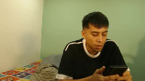 danielitopapii online show from December 2025 01:10:01 AM