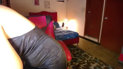 Angie online show from February 2026 02:43:02 PM