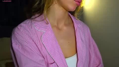 Danielle online show from March 2026 12:49:01 AM