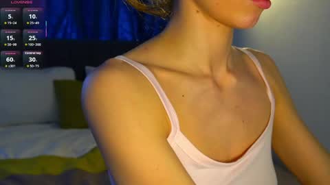 Danielle online show from April 2026 04:00:01 PM