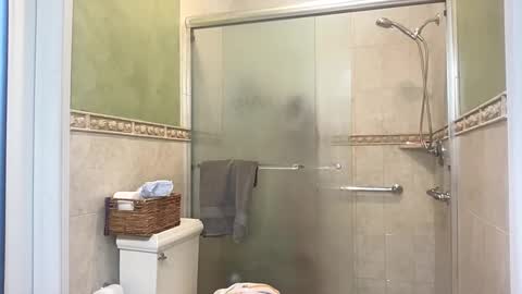 daniellealexa online show from December 2024 12:26:01 PM