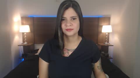 daniellerain online show from October 2025 11:22:01 AM