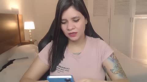 Snapshot of daniellerain chatting on March 2026 05:07:02 PM daniellerain online show from March 2026 05:07:02 PM