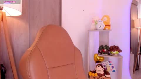 Danielle Rose online show from September 2025 09:59:02 PM