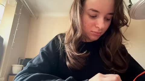 Snapshot of daniellevaulet chatting on October 2025 06:48:01 AM Mia online show from October 2025 06:48:01 AM