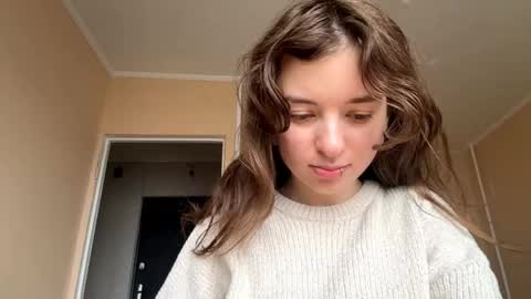 Snapshot of daniellevaulet chatting on November 2025 07:20:01 AM Mia online show from November 2025 07:20:01 AM