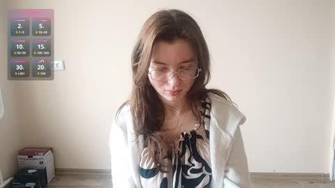 Mia online show from February 2026 07:51:01 AM