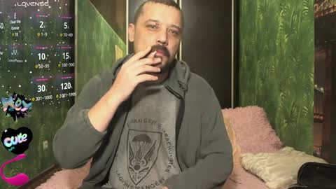 Snapshot of danielocool chatting on December 2024 08:22:02 AM DanieloCool online show from December 2024 08:22:02 AM