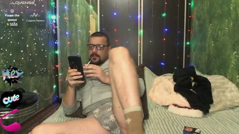 Snapshot of danielocool chatting on December 2024 04:51:01 PM DanieloCool online show from December 2024 04:51:01 PM