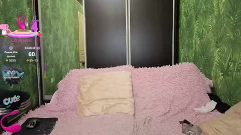 Snapshot of danielocool chatting on September 2025 01:44:02 PM DanieloCool online show from September 2025 01:44:02 PM