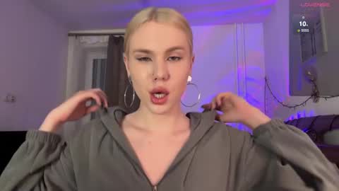 Snapshot of danielpaige_ chatting on January 2025 06:23:01 PM GABRIEL online show from January 2025 06:23:01 PM