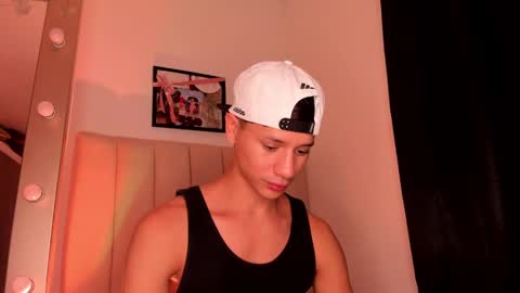 Daniels Cruz online show from February 2025 09:23:01 PM