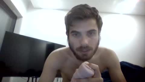 danievio21 online show from May 2026 11:47:01 PM
