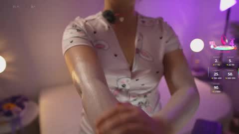      online show from March 2025 09:01:01 PM