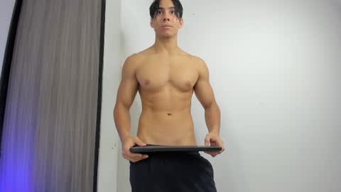 daniisus online show from November 2025 11:13:01 AM