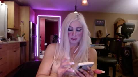 Snapshot of danikawhite69 chatting on January 2025 04:34:01 AM DanikaWhite69 online show from January 2025 04:34:01 AM