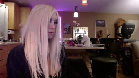 Snapshot of danikawhite69 chatting on February 2025 07:40:01 AM DanikaWhite69 online show from February 2025 07:40:01 AM