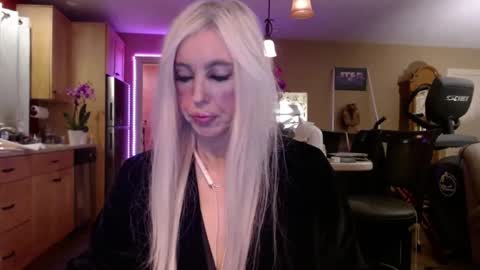 Snapshot of danikawhite69 chatting on February 2025 11:06:02 AM DanikaWhite69 online show from February 2025 11:06:02 AM