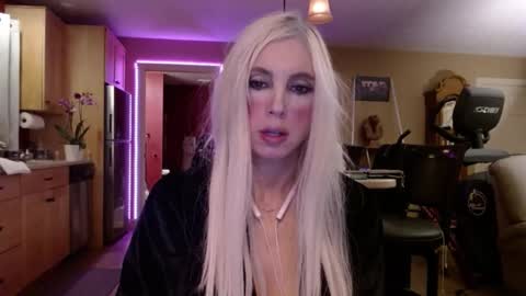 Snapshot of danikawhite69 chatting on March 2025 10:56:02 AM DanikaWhite69 online show from March 2025 10:56:02 AM