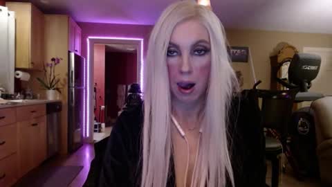 Snapshot of danikawhite69 chatting on March 2025 07:49:02 AM DanikaWhite69 online show from March 2025 07:49:02 AM