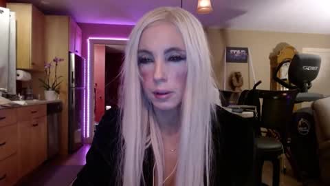 Snapshot of danikawhite69 chatting on March 2025 06:32:01 AM DanikaWhite69 online show from March 2025 06:32:01 AM