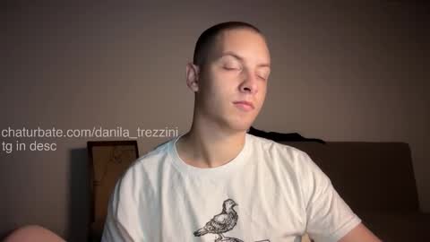 Snapshot of danila_trezzini chatting on October 2025 09:17:02 PM danila online show from October 2025 09:17:02 PM