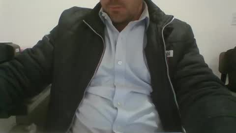 Dani Oli online show from October 2025 09:57:01 PM