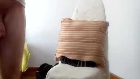 Snapshot of daniroca8 chatting on April 2026 02:15:02 PM daniroca8 online show from April 2026 02:15:02 PM