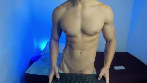 Snapshot of danisus chatting on February 2026 01:05:02 PM Danisus online show from February 2026 01:05:02 PM