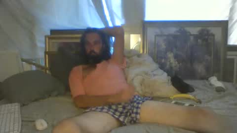 Snapshot of daniszyramaer chatting on October 2025 10:17:01 PM ZyRaMaxx online show from October 2025 10:17:01 PM